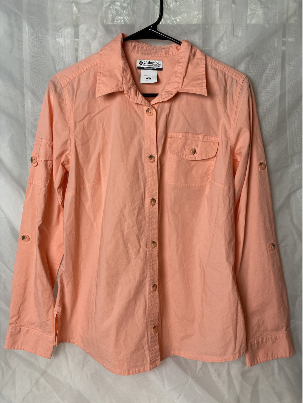 Columbia long sleeve peach button up shirt womens M